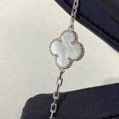[Garvey]LUCKY CLOVER 5-MOTIF BRACELET - WHITE MOTHER-OF-PEARL COLLECTION