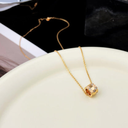 [Garvey ]BEE MINI PEDANT DIAMOND NECKLACE