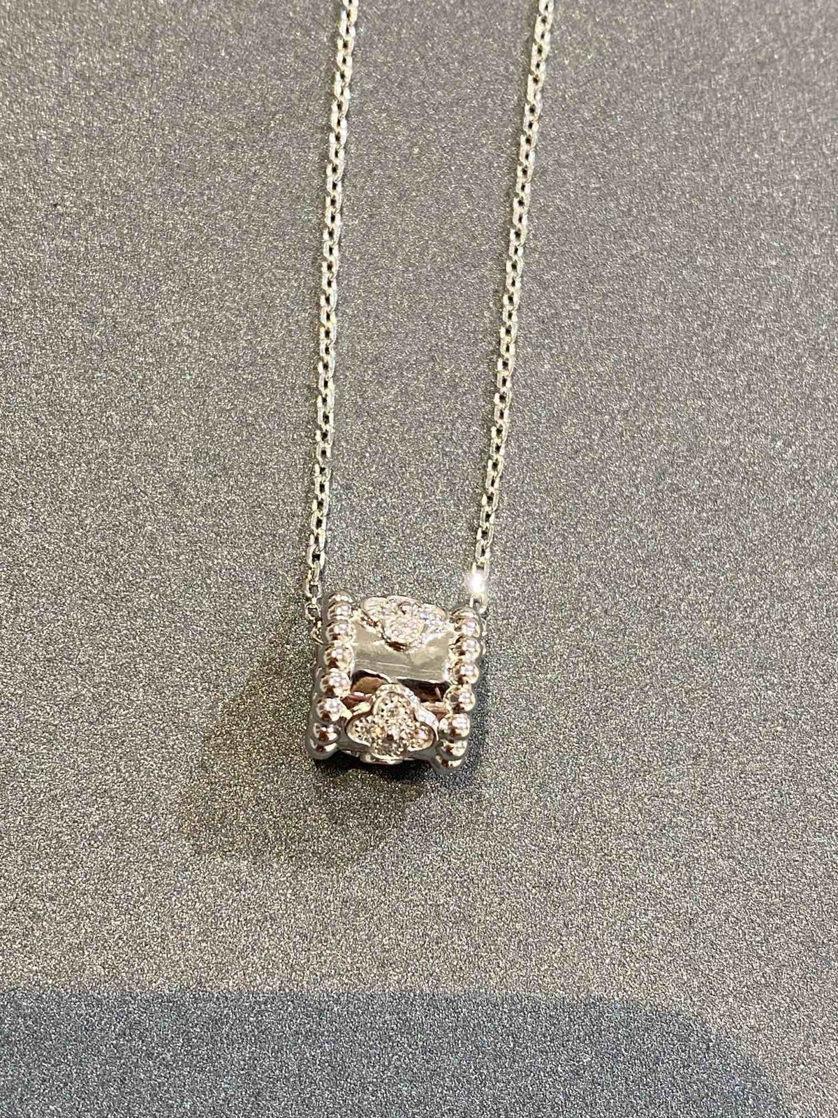 [Garvey ]PERLEE PEDANT SIVLER DIAMOND NECKLACE