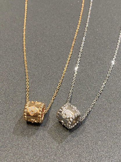 [Garvey ]PERLEE PEDANT SIVLER DIAMOND NECKLACE