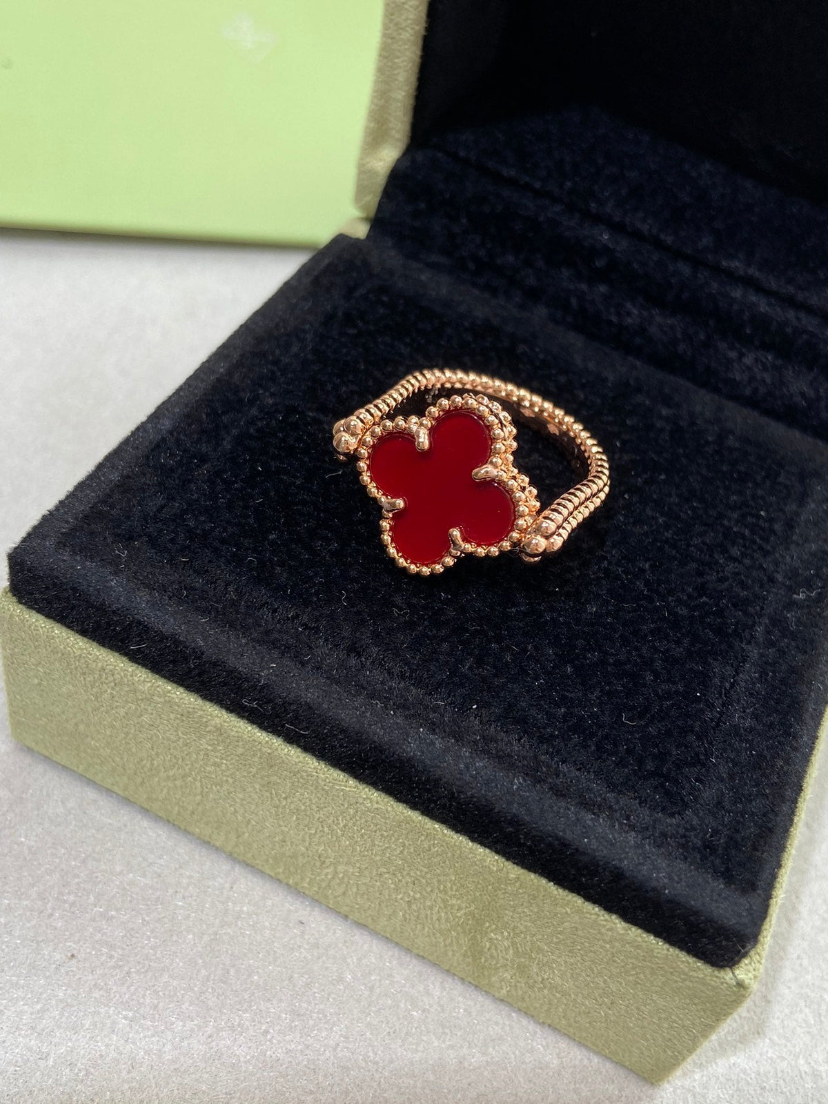 [Garvey ]CLOVER RIVERSIBLE PINK GOLD RING
