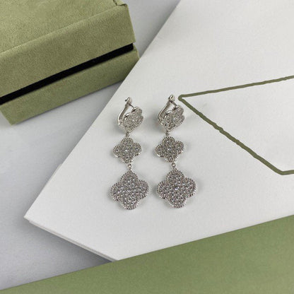 [Garvey ]CLOVER 3 MOTIF DIAMOND SILVER DROP EARRINGS