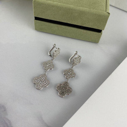 [Garvey ]CLOVER 3 MOTIF DIAMOND SILVER DROP EARRINGS