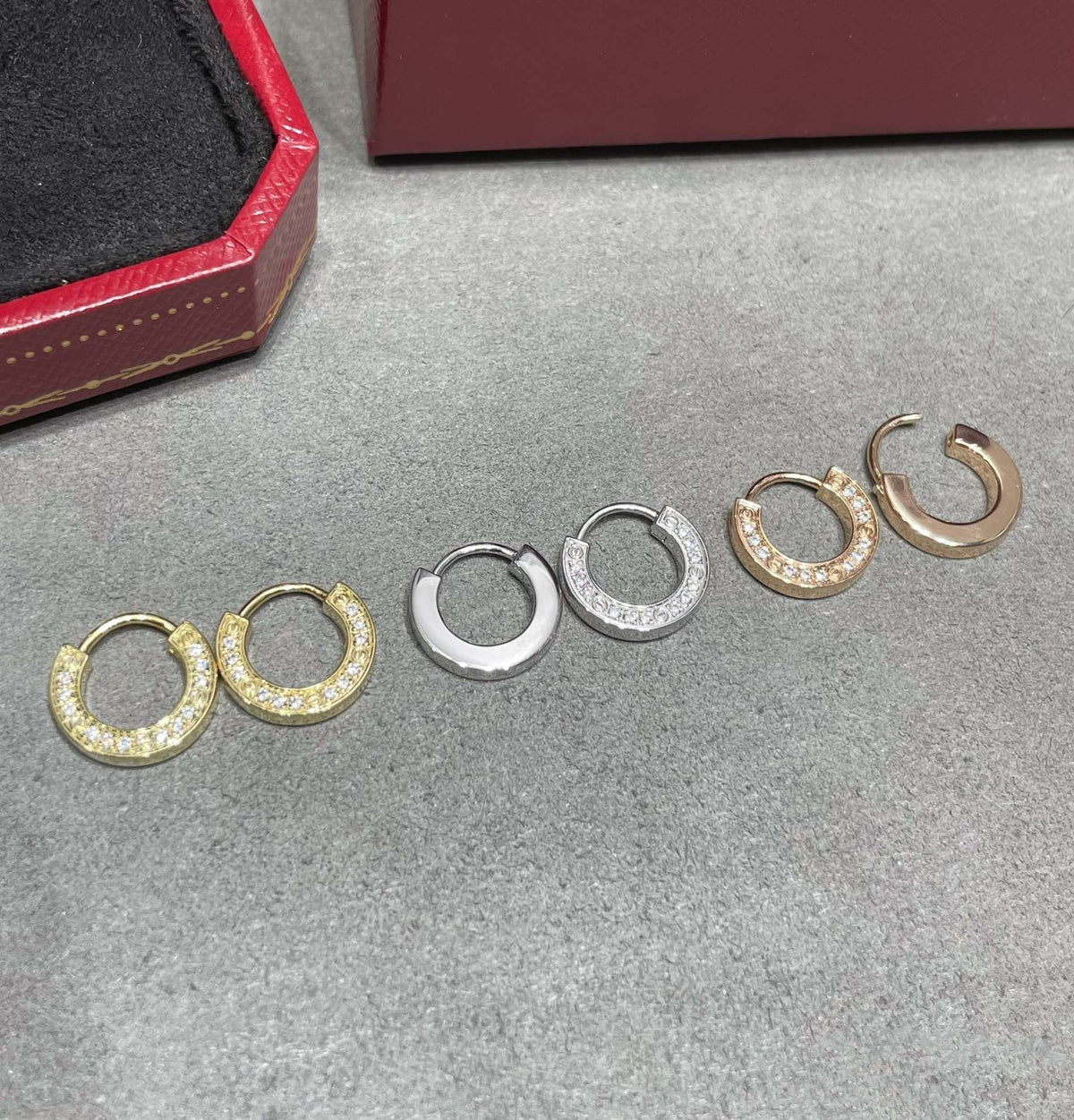 [Garvey ]LOVE DIAMOND EARRINGS