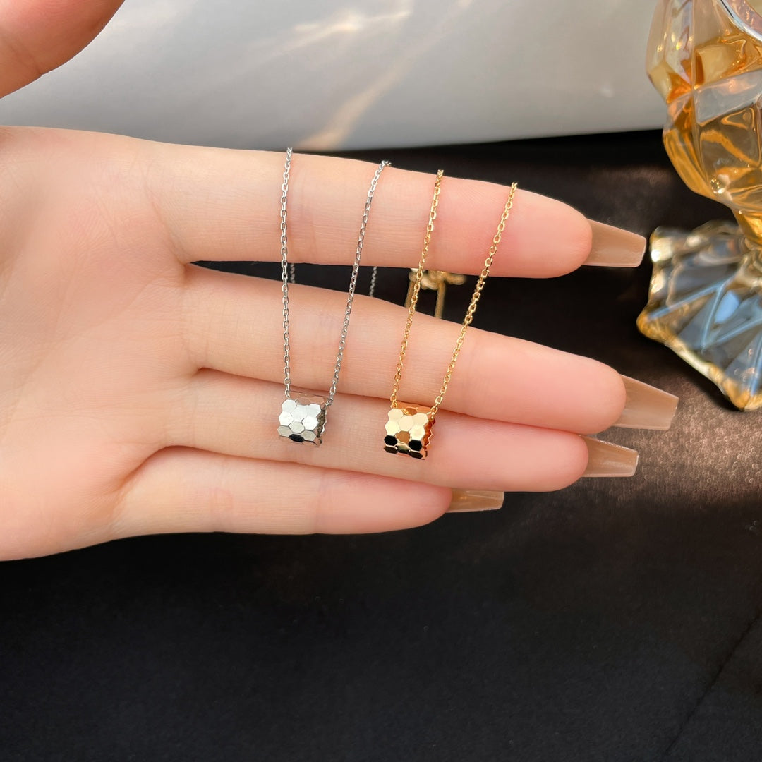 [Garvey ]BEE MINI NECKLACE