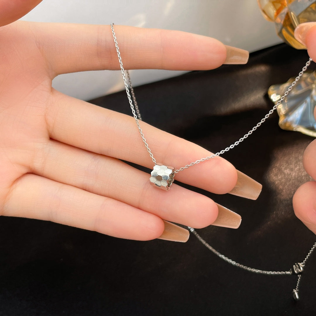 [Garvey ]BEE MINI NECKLACE