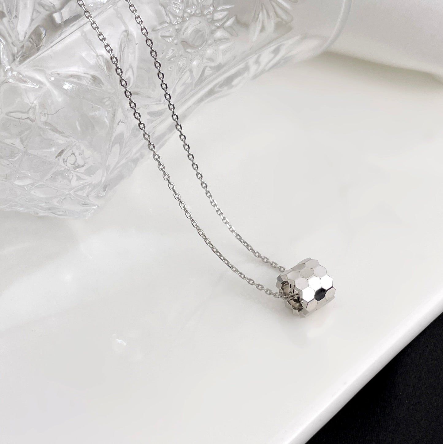 [Garvey]BEE MINI NECKLACE