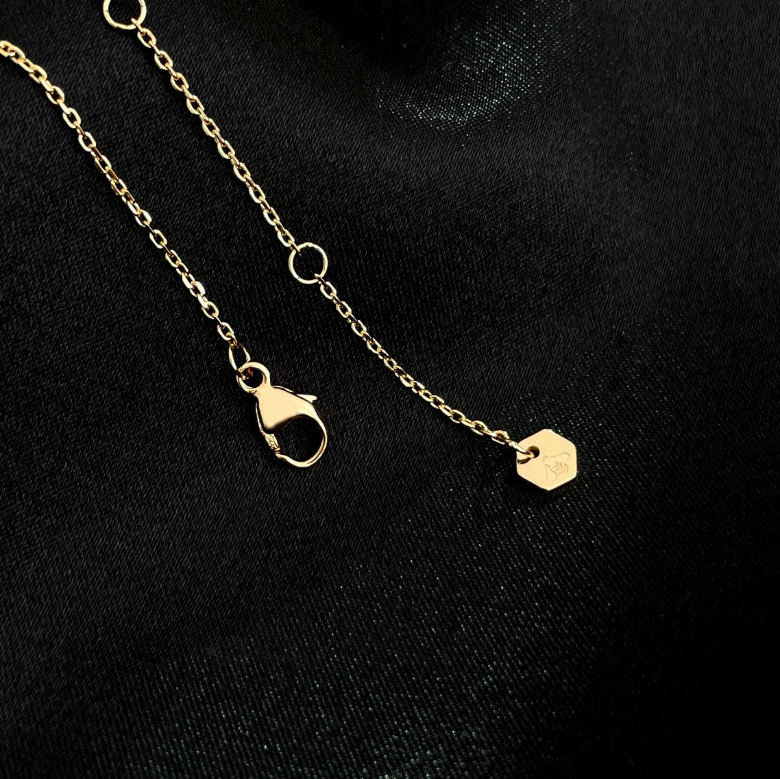 [Garvey ]BEE MINI NECKLACE