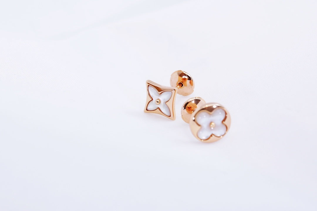 [Garvey ]STAR AND SUN PINK GOLD MOP STUD EARRINGS