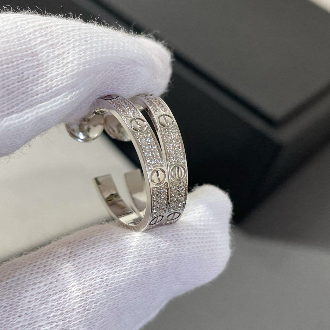 [Garvey ]LOVE DIAMOND SILVER HOOP EARRINGS