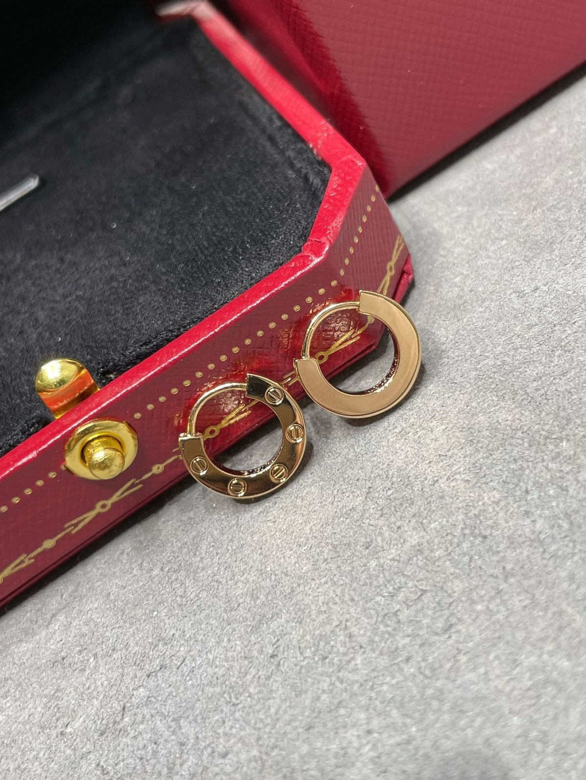 [Garvey ]LOVE MINI EARRINGS