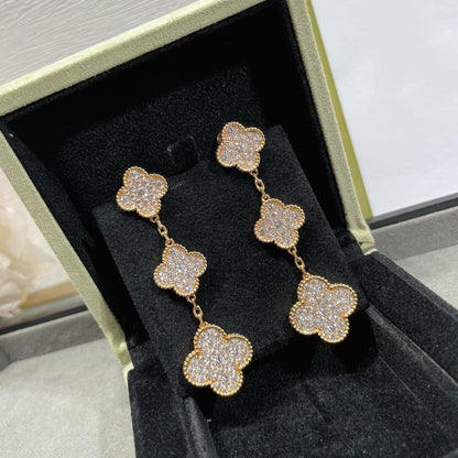 [Garvey ]CLOVER 3 MOTIFS DIAMOND PAVED ROSE GOLD EARRINGS