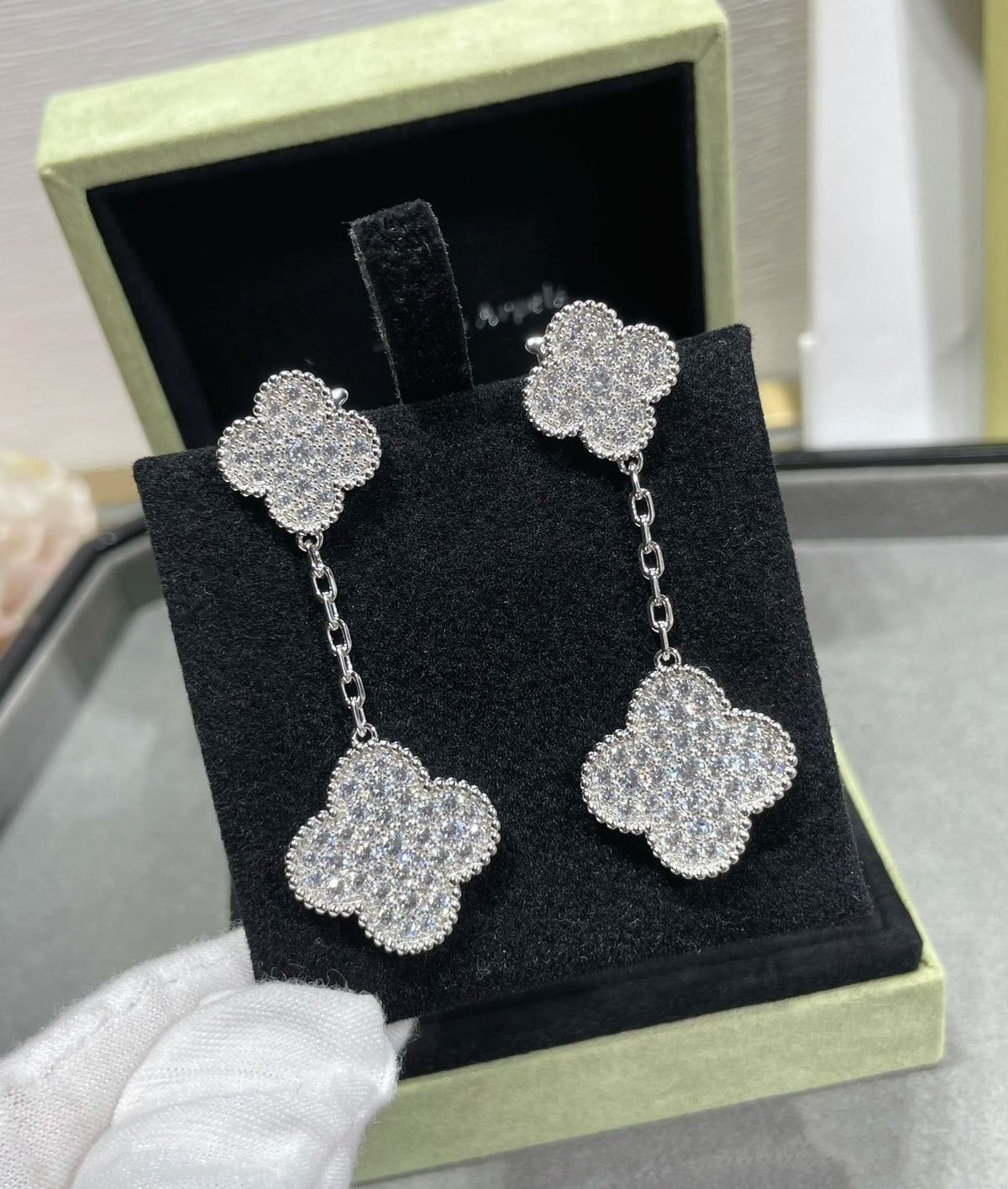 [Garvey ]CLOVER 2 MOTIFS DIAMOND PAVED SILVER EARRINGS