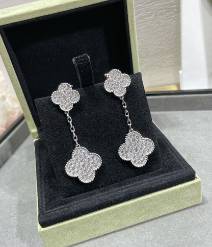 [Garvey ]CLOVER 2 MOTIFS DIAMOND PAVED SILVER EARRINGS