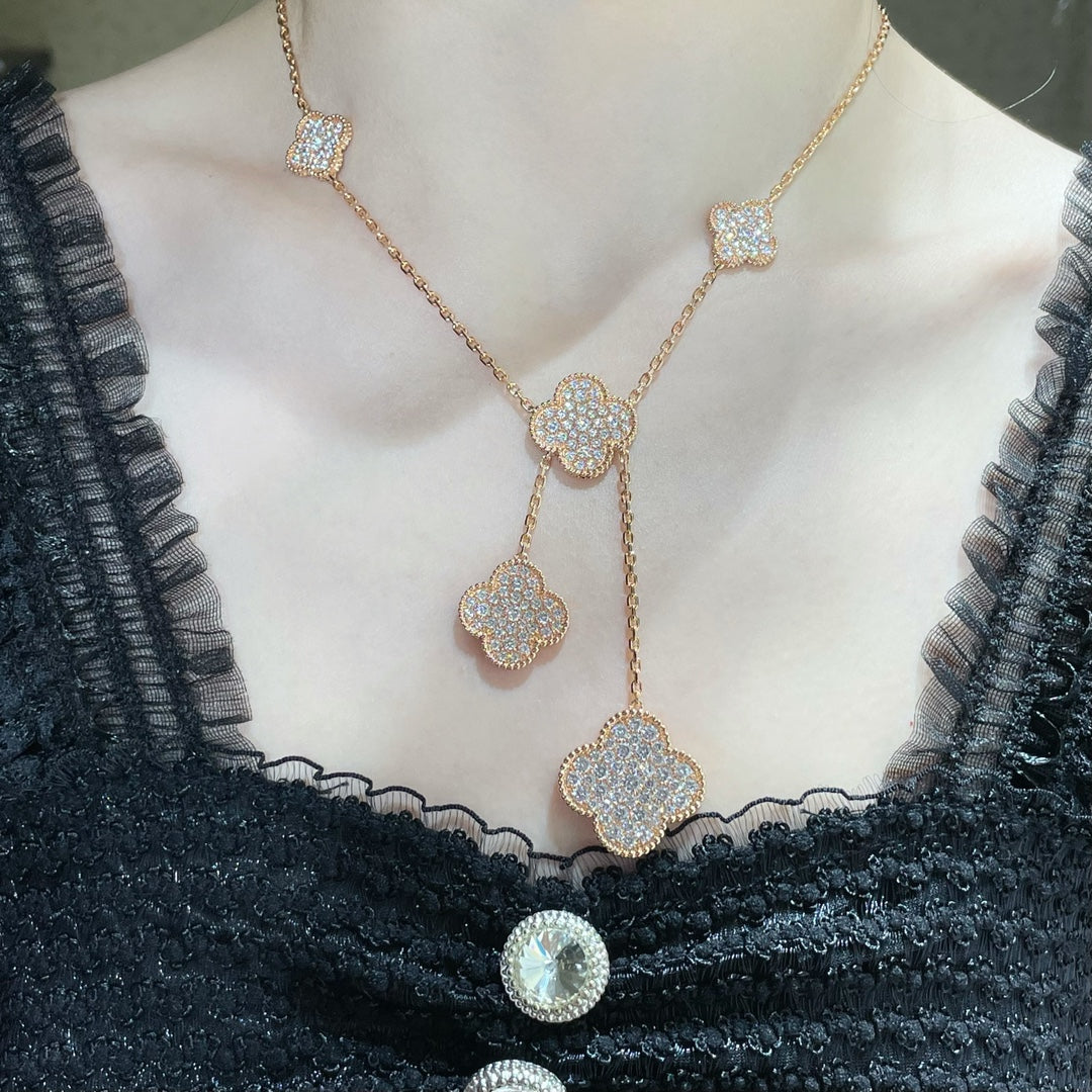 [Garvey ]CLOVER 6 MOTIF DIAMOND PAVED NECKLACE