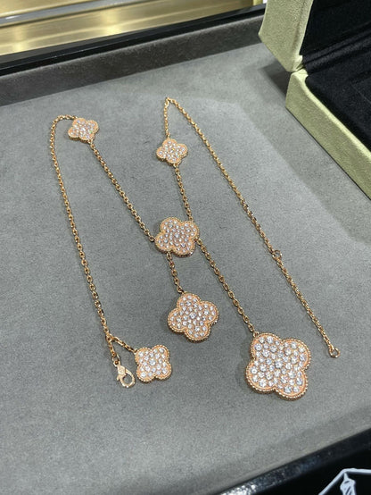[Garvey ]CLOVER 6 MOTIF DIAMOND PAVED NECKLACE