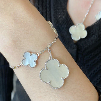 [Garvey ]CLOVER 5 MOTIF WHITE MOP SILVER BRACELET