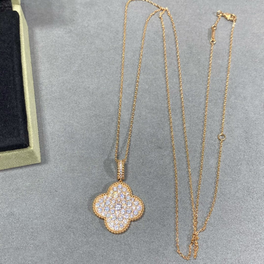 [Garvey ]CLOVER 25MM LARGE PEDANT DIAMOND PAVED LONG NECKLACE