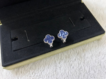 [Garvey ]CLOVER PIETERSITE MEDIUM STUD EARRINGS