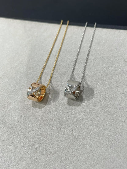 [Garvey ]LIENS EVIDENCE DIAMOND NECKLACE