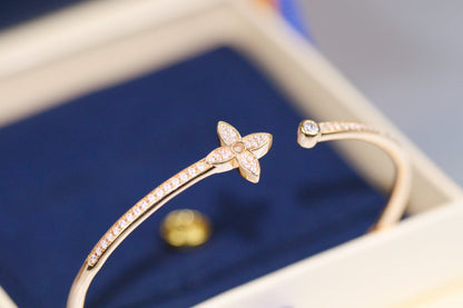 [Garvey ]IDYLLE PINK GOLD OPEN BRACELET DIAMOND PAVED