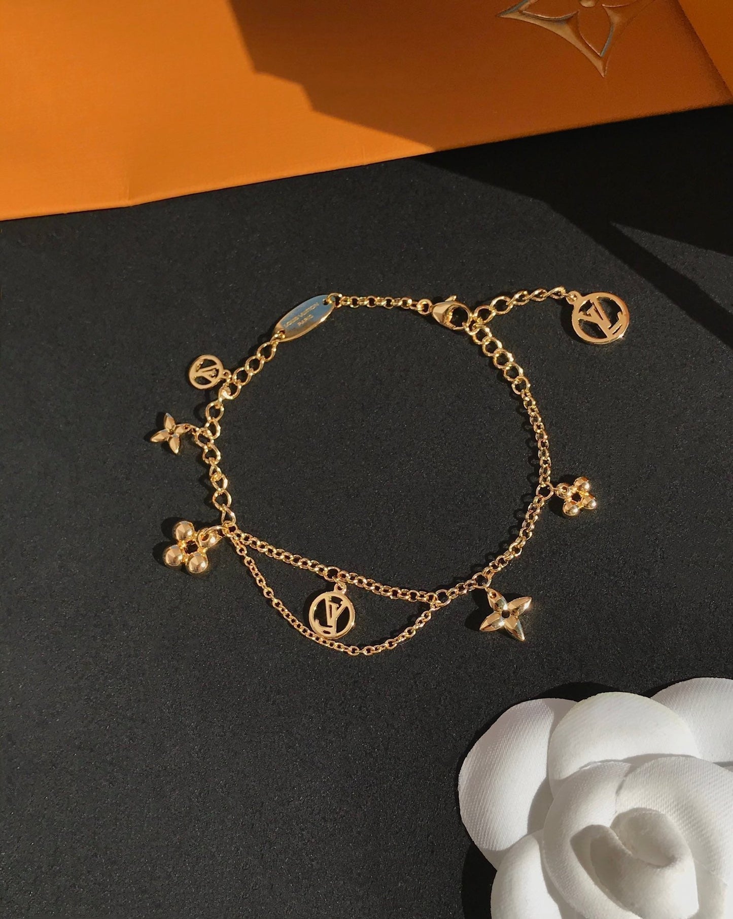 [Garvey]BLOOMING ROSE GOLD MOP BRACELET