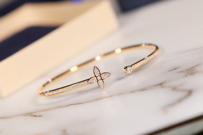 [Garvey ]IDYLLE GOLD OPEN BRACELET DIAMOND PAVED