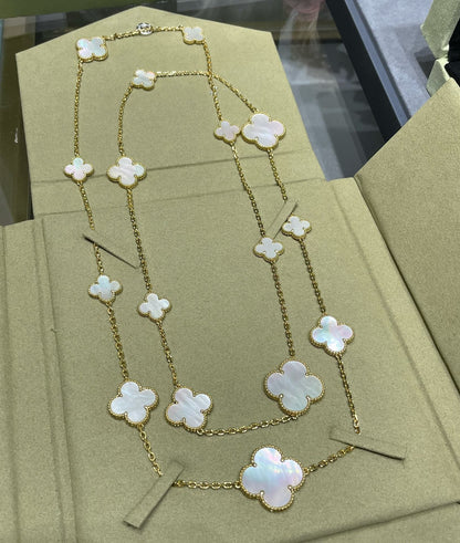 [Garvey ]CLOVER 16 MOTIF WHITE MOP GOLD NECKLACE