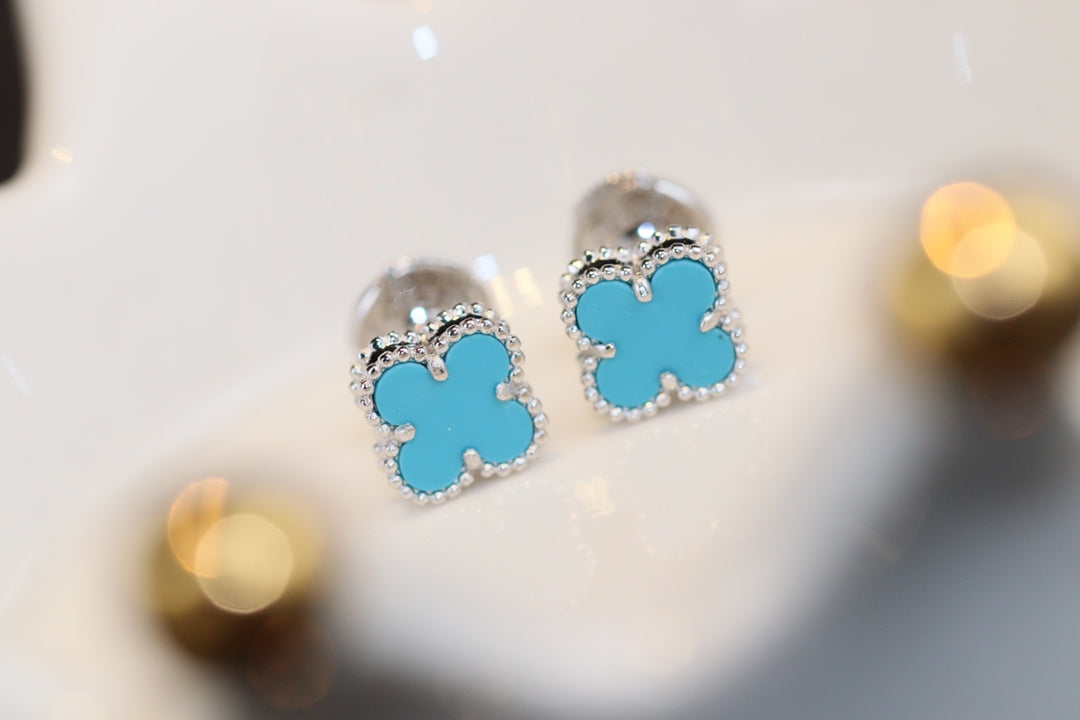 [Garvey ]CLOVER MINI TURQUOISE SILVER STUD EARRINGS