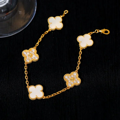[Garvey ]CLOVER WHITE PEARL MOP 5 MOTIF BRACELET COLLECTION