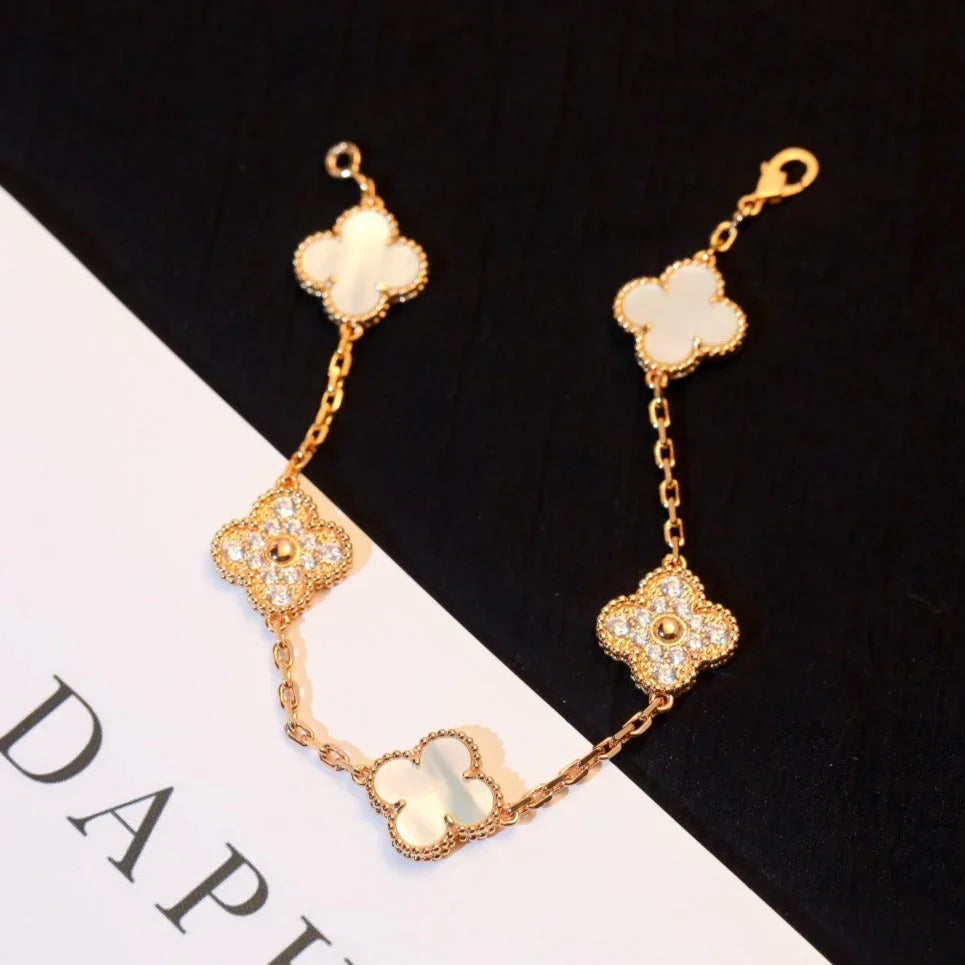 [Garvey]LUCKY CLOVER 5-MOTIF BRACELET - WHITE MOTHER-OF-PEARL COLLECTION