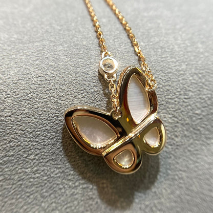 [Garvey ]BUTTERFLY MOP DIAMOND NECKLACE
