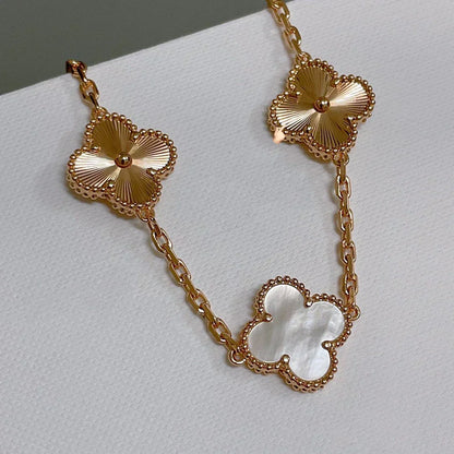 [Garvey ]CLOVER WHITE PEARL MOP 5 MOTIF BRACELET COLLECTION