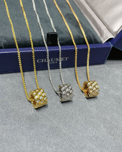 [Garvey ]BEE LOVE DIAMOND PAVED 3 ROW NECKLACE