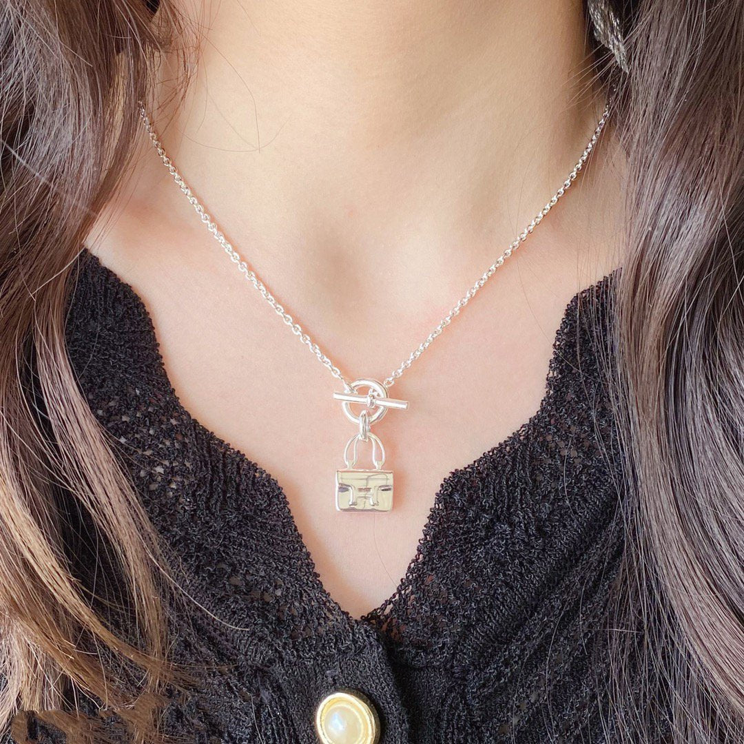 [Garvey]CONSTANCE PEDANT SILVER NECKLACE