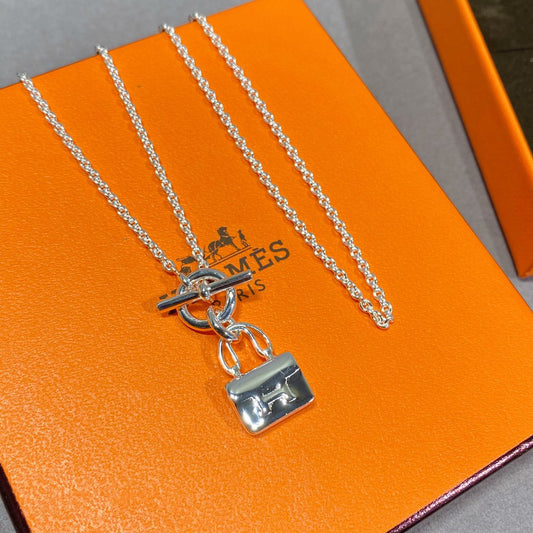 [Garvey]CONSTANCE PEDANT SILVER NECKLACE