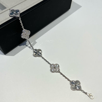 [Garvey ] CLOVER 5 MOTIF LASER BRACELET COLLECTION