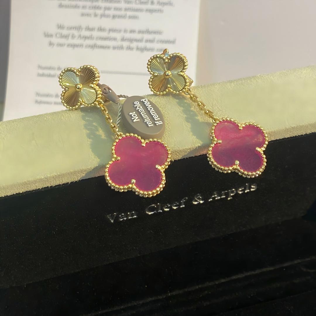 [Garvey]NEW CLOVER 2 MOTIF PINK ENAMEL EARRINGS