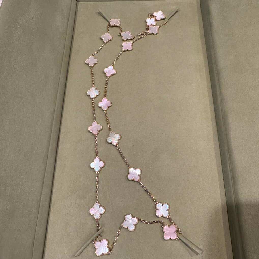 [Garvey ]CLOVER 20 MOTIFS PINK MOP NECKLACE