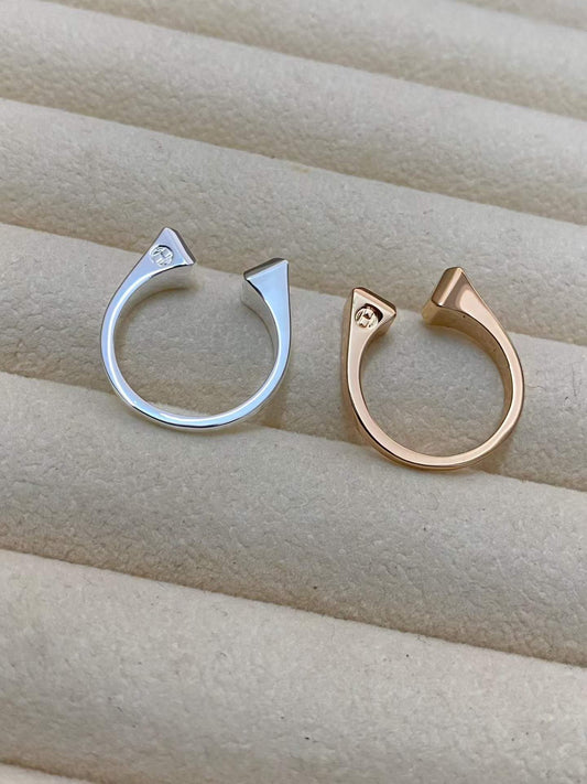 [Garvey]THE CONE RIVET RING IS OPEN AND ONE SIZE FITS ALL
