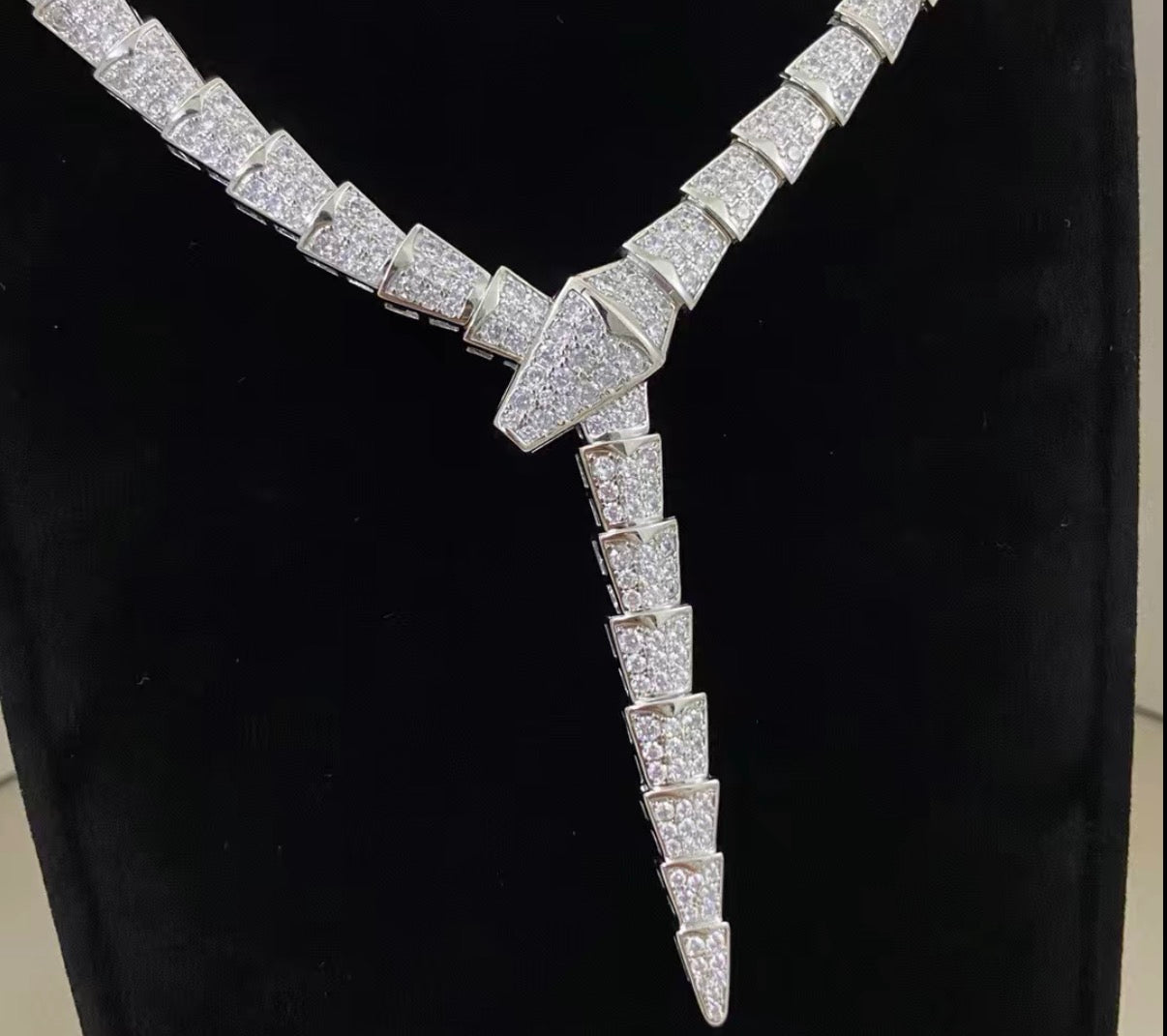 [Garvey]SERPENTI NECKLACE SILVER DIAMOND （Coarse width）