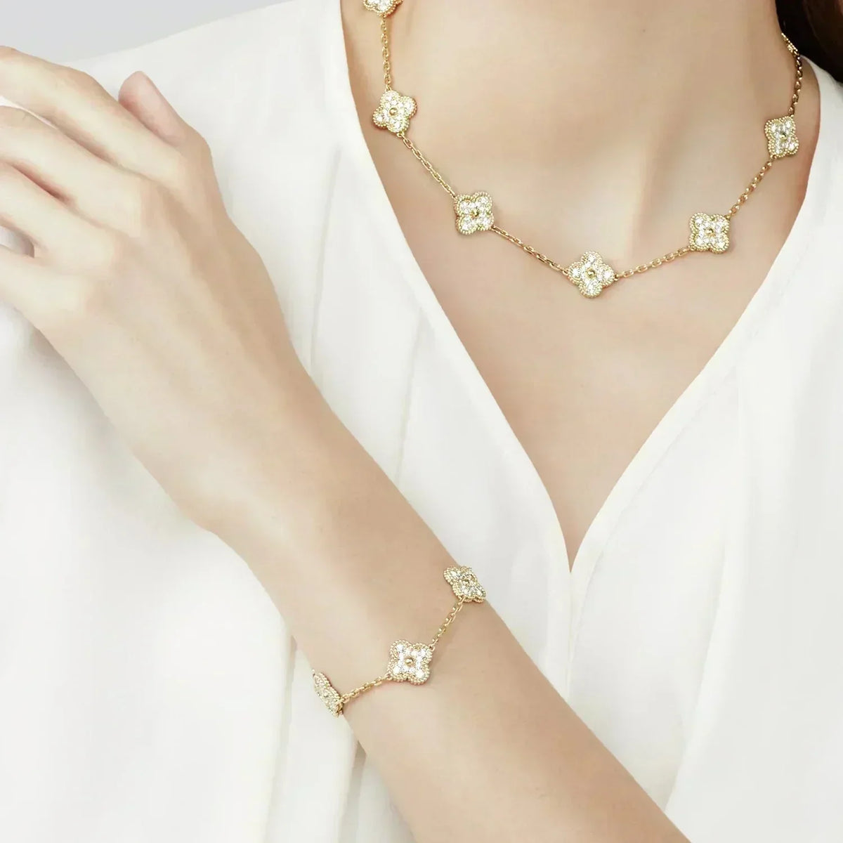 [Garvey ] CLOVER 5 MOTIF FULL DIAMOND BRACELET COLLECTION