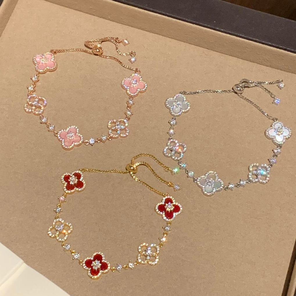[Garvey ]CLOVER 5 MOTIF PINK BLUE RED WHITE BRACELET