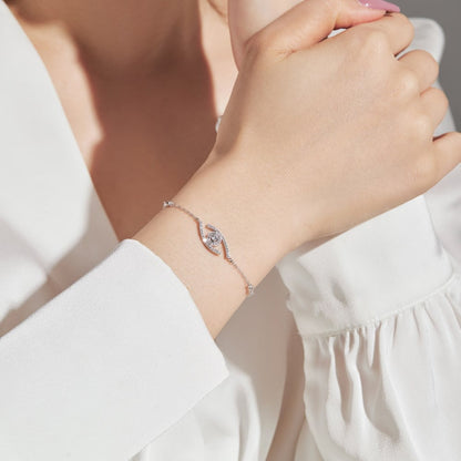 [Garvey]Lucky Eye Pave-Set Diamond Bracelet