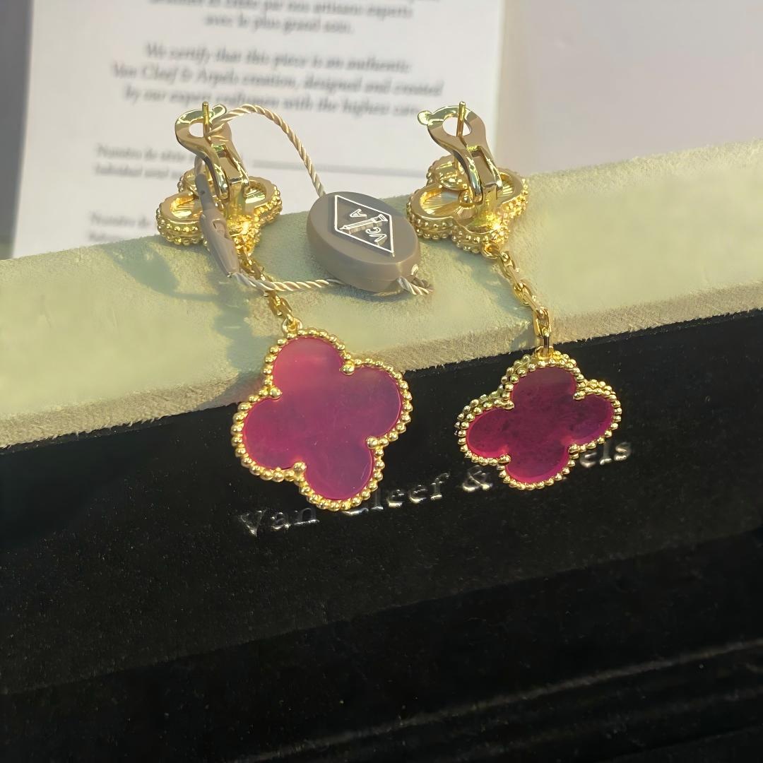 [Garvey]NEW CLOVER 2 MOTIF PINK ENAMEL EARRINGS