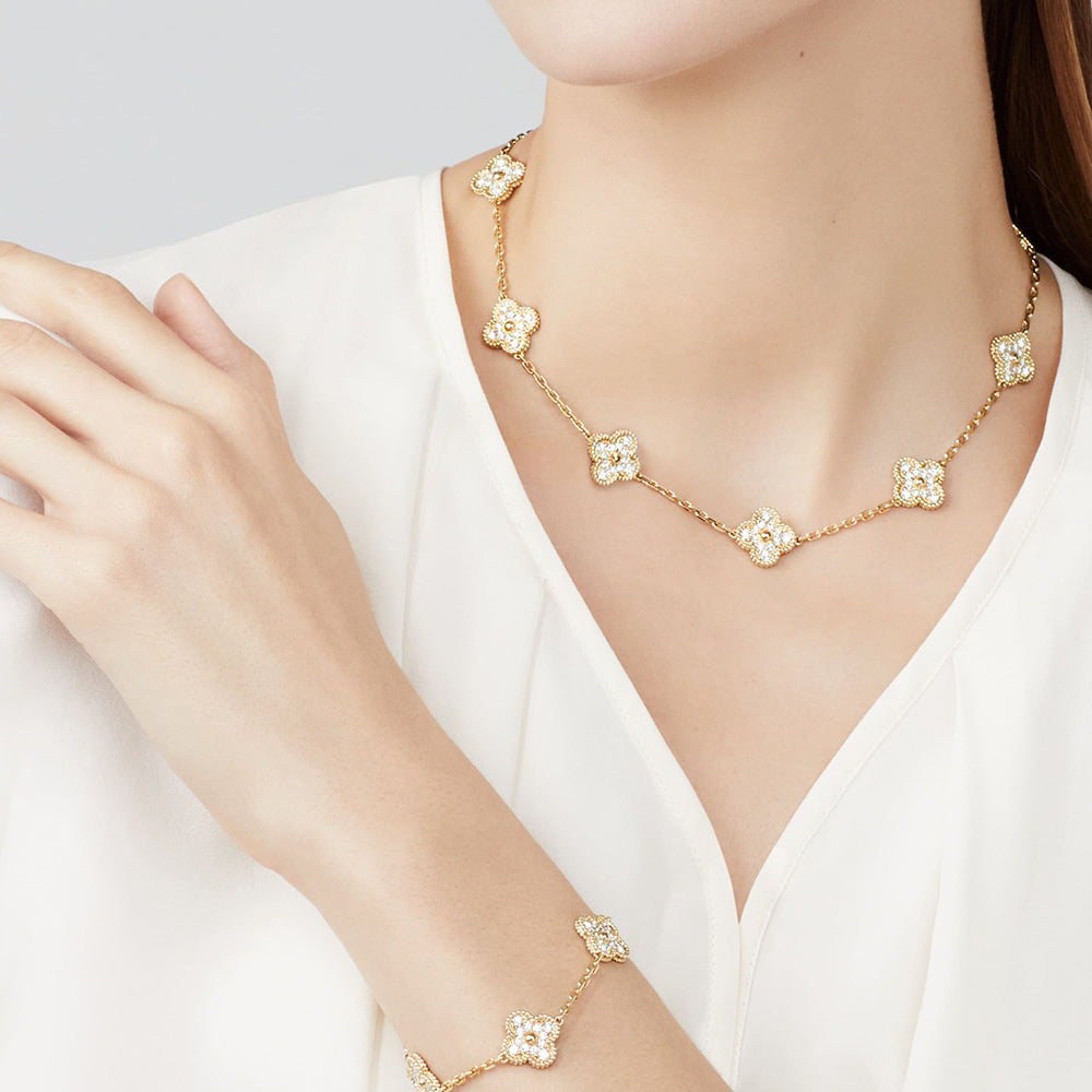 [Garvey ]CLOVER 10 MOTIFS DIAMOND NECKLACE