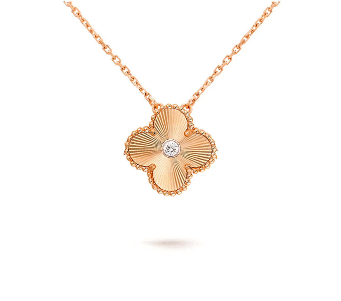 [Garvey]15MM CLOVER FLOWER DIAMOND PENDANT NECKLACE COLLECTION