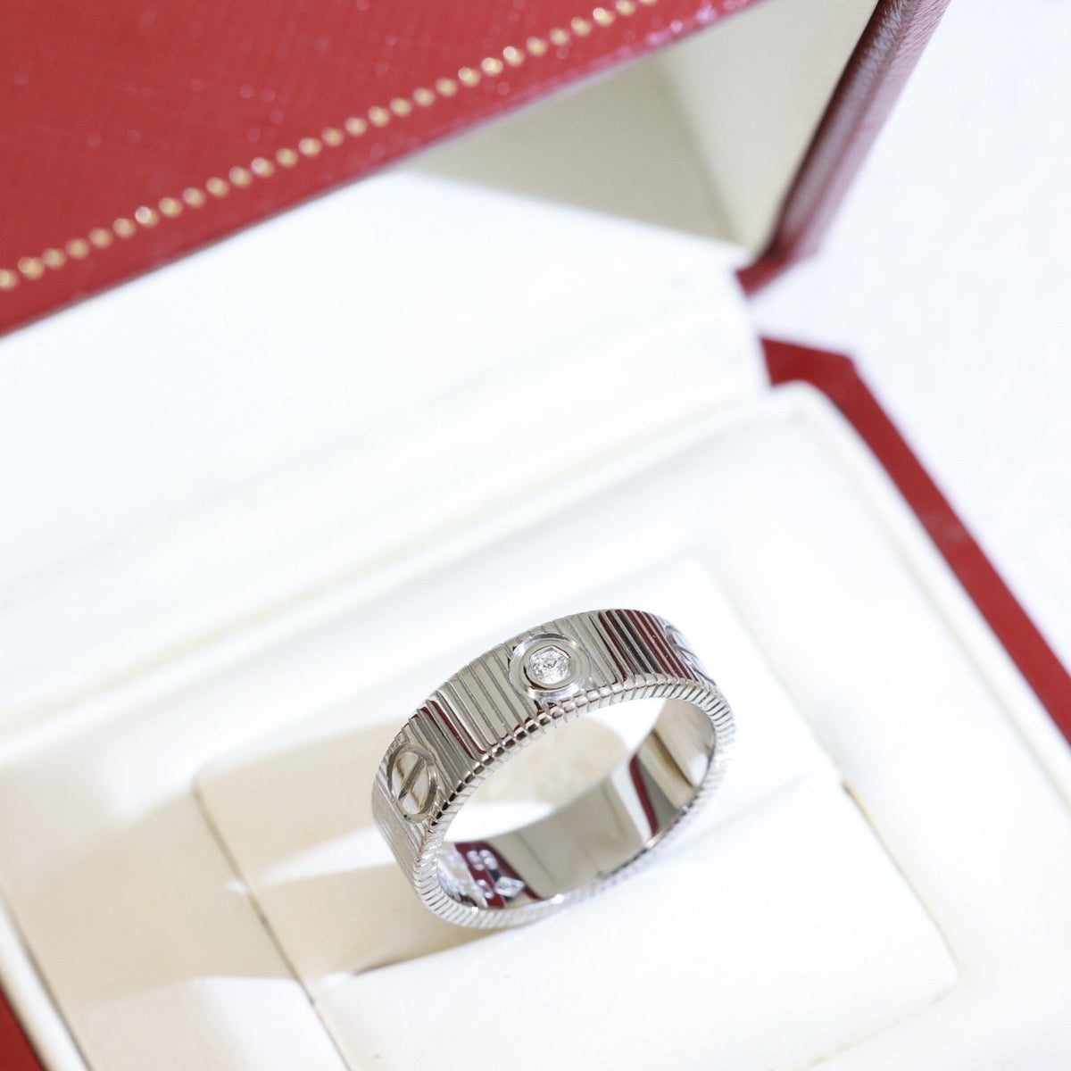 [Garvey]LOVE 6.5MM UNLIMITED 3 DIAMONDS RING