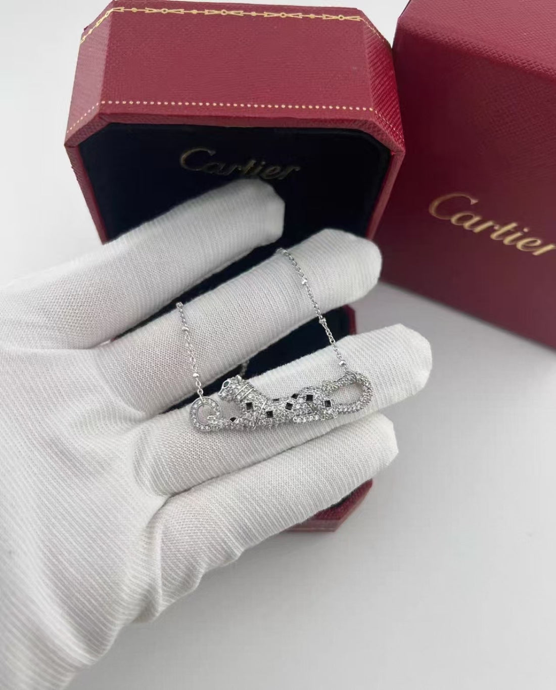 [Garvey]PANTHER FULL DIAMOND CLASSIC CLAVICLE NECKLACE