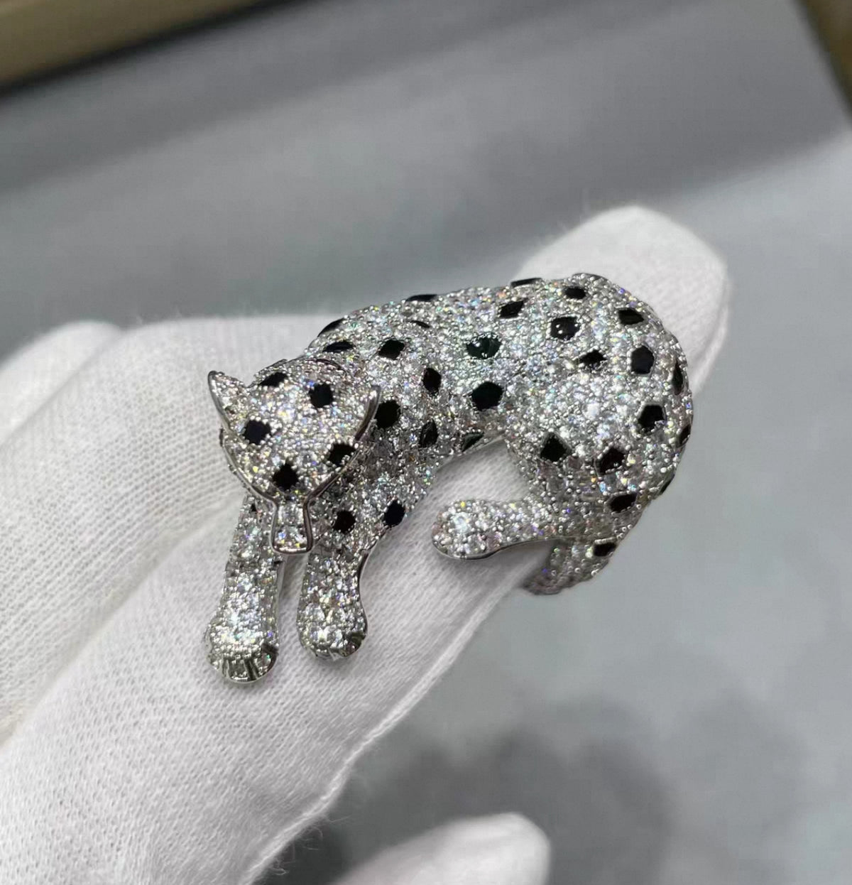 [Garvey ]PANTHER SPOTTED FULL DIAMOND SILVER RING